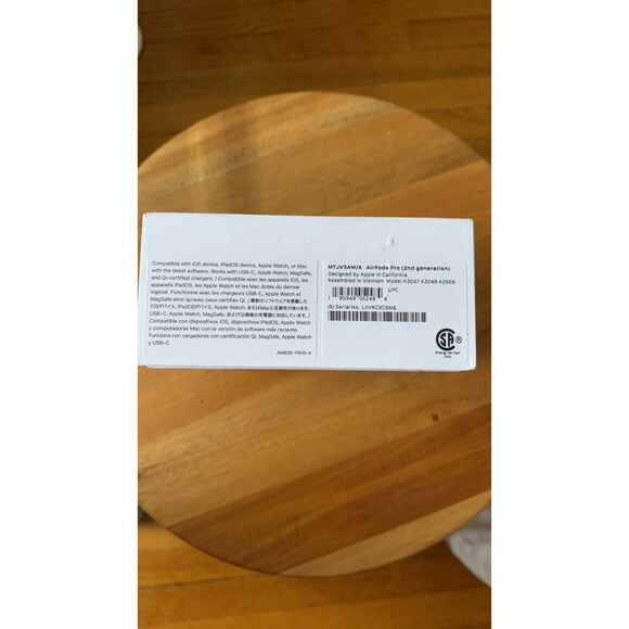 airpods pro 2nd gen usb c BOX - Picture 2 of 5